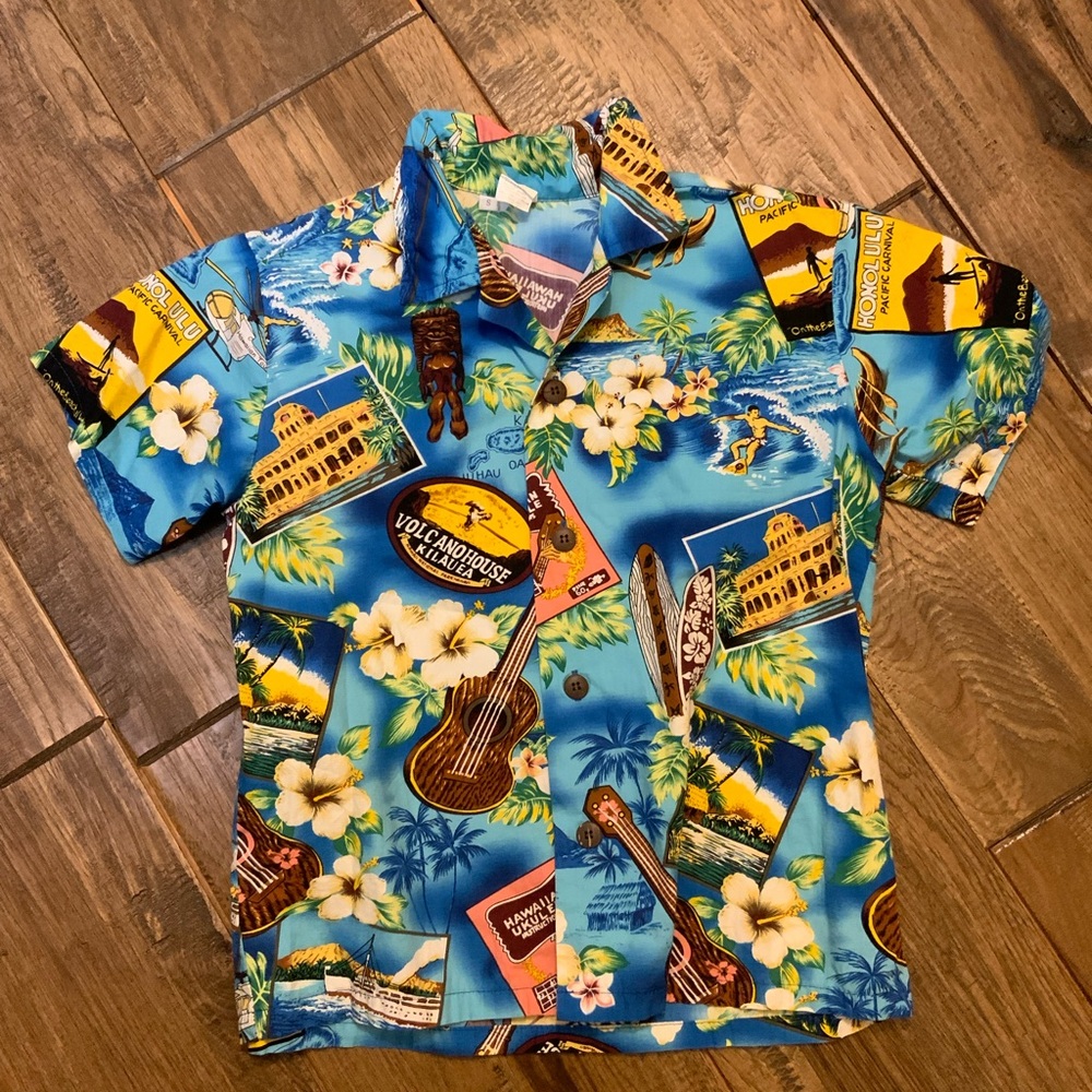 Palmwave Hawaii kids tropical button down. Size S